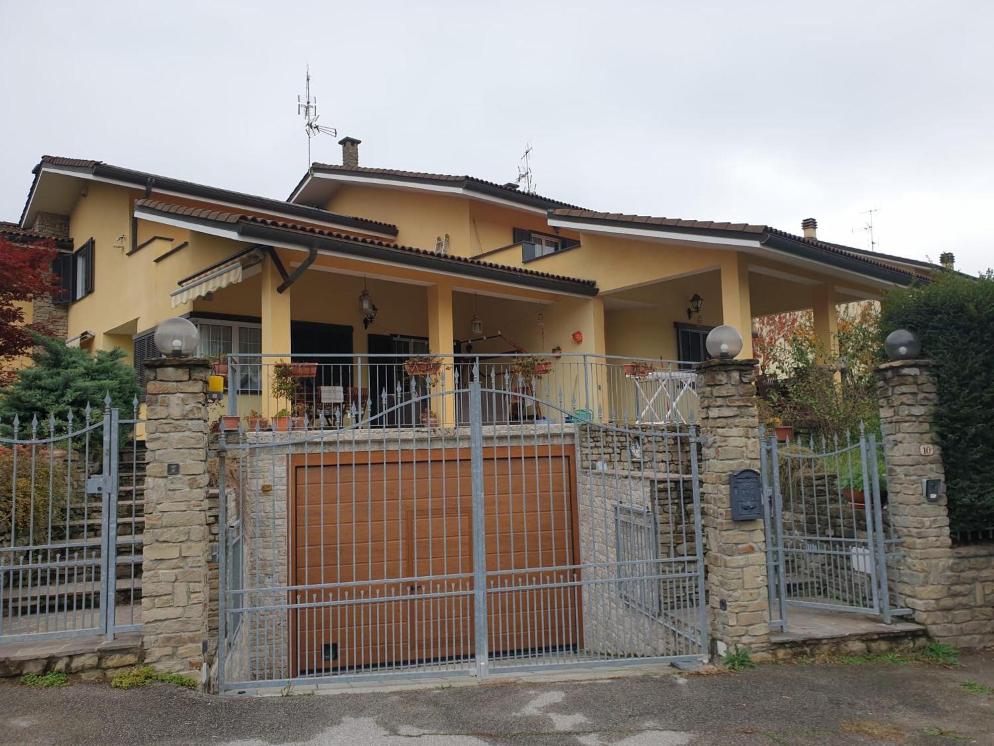 Casa Vacanze Alice E Arianna Cairo Montenotte Luaran gambar